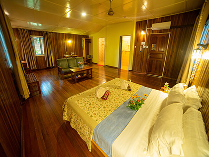 Double Bed Room Kinabatangan Riverside Lodge