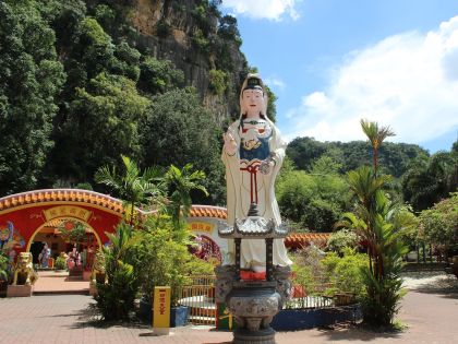 Statue ved Sam Poh Tong