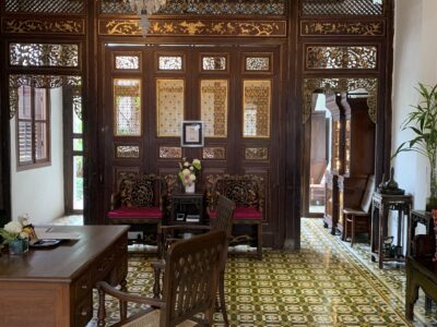 Peranakan-stilen i den smukke lobby hos Nordin Mews boutique hotellet.